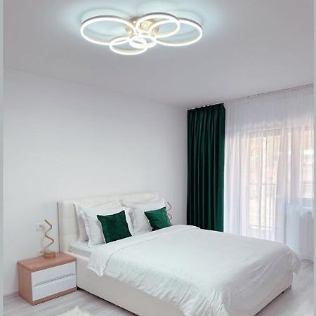 Scandinavia Apartment 1 Piatra Neamţ Exterior foto