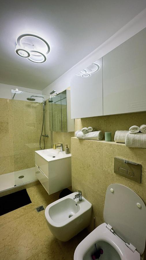 Scandinavia Apartment 1 Piatra Neamţ Exterior foto